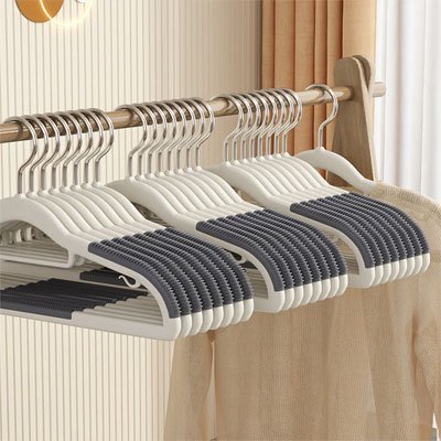 Cintres | SpaceSaver - Be'so rangement